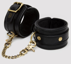 Черные оковы на ноги Bound to You Faux Leather Ankle Cuffs Черные оковы на ноги Bound to You Faux Leather Ankle Cuffs