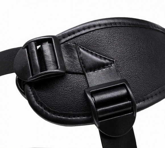 Реалистичный фаллос на поясе Harness - 20,5 см. Реалистичный фаллос на поясе Harness - 20,5 см.
