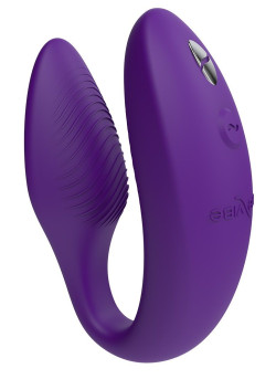 Фиолетовый U-образный вибратор для пар We-Vibe Sync 2