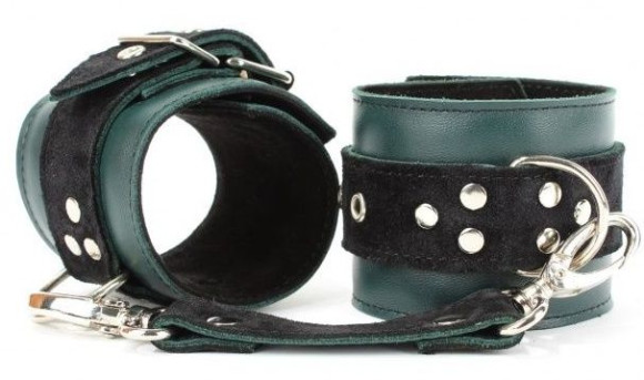 Изумрудные наручники Emerald Shackles Of Hands Изумрудные наручники Emerald Shackles Of Hands