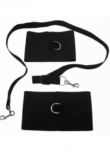 Чёрный комплект S&M ANKLE, WRIST AND TETHER 3PC KIT - 2 манжеты и поводок Чёрный комплект S&M ANKLE, WRIST AND TETHER 3PC KIT - 2 манжеты и поводок