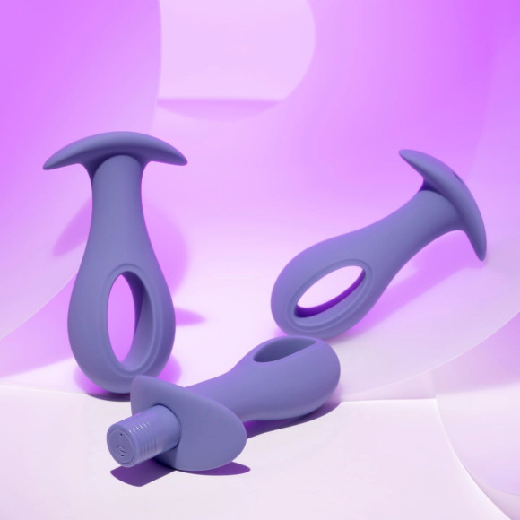 Набор из 3 анальных пробок с вибропулей Hole Punch Plug Set Набор из 3 анальных пробок с вибропулей Hole Punch Plug Set